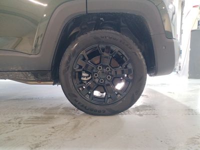 jeep-renegade-4xe-north-star-1-3-phev-240hp-at-eawd-28 Thumbnail