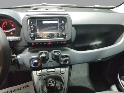 fiat-panda-panda-1-0-hybrid-51kw-70cv-15 Thumbnail