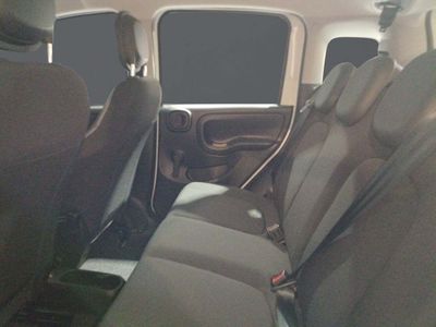 fiat-panda-panda-1-0-hybrid-51kw-70cv-9 Thumbnail