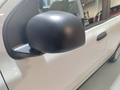 fiat-panda-panda-1-0-hybrid-51kw-70cv-30 Thumbnail