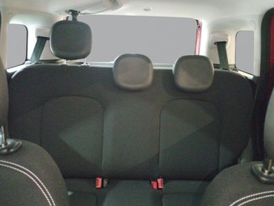 fiat-panda-panda-1-0-hybrid-51kw-70cv-19 Thumbnail