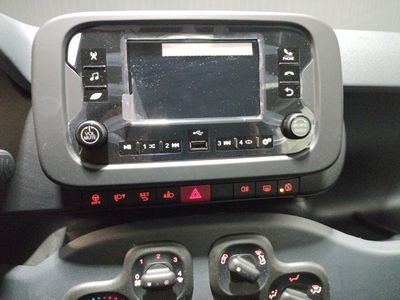 fiat-panda-panda-1-0-hybrid-51kw-70cv-7 Thumbnail