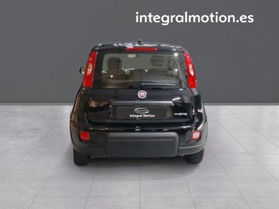 fiat-panda-panda-1-0-hybrid-51kw-70cv-24 Thumbnail