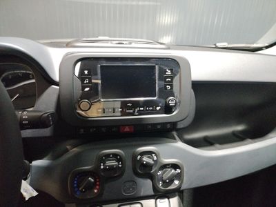 fiat-panda-panda-1-0-hybrid-51kw-70cv-14 Thumbnail