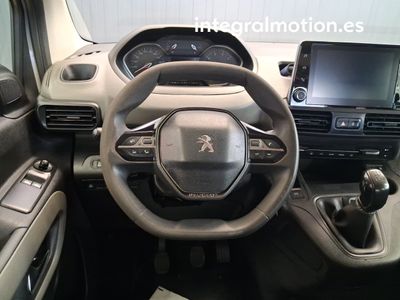 peugeot-partner-active-nav-standard-bluehdi-73kw-monovolumen-compacto-10 Thumbnail