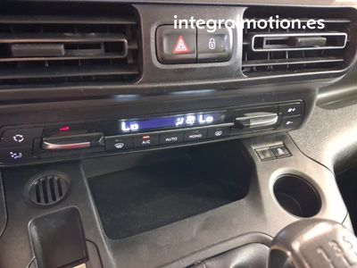 peugeot-partner-active-nav-standard-bluehdi-73kw-monovolumen-compacto-16 Thumbnail