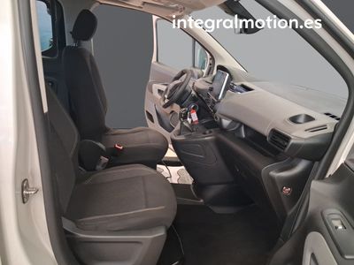 peugeot-partner-active-nav-standard-bluehdi-73kw-monovolumen-compacto-8 Thumbnail