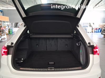 audi-q3-40-tdi-140kw-s-tronic-quattro-s-line-29 Thumbnail
