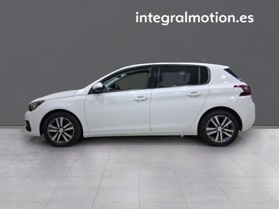 peugeot-308-5p-style-bluehdi-130-s-s-23 Thumbnail