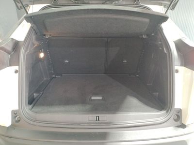 peugeot-3008-1-5-bluehdi-96kw-130cv-s-s-active-pack-29 Thumbnail