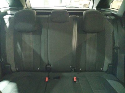 peugeot-3008-1-5-bluehdi-96kw-130cv-s-s-active-pack-19 Thumbnail
