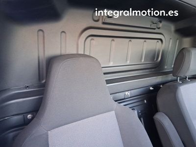 citro-n-berlingo-1-5-hdi-furgon-xl-100cv-10 Thumbnail