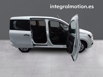renault-kangoo-combi-combi-1-5-blue-dci-95-cv-13 Thumbnail