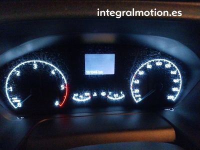 ford-transit-custom-furg-n-van-2-0-tdci-96kw-320-l1-mhev-trend-8 Thumbnail