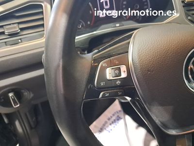 volkswagen-t-roc-advance-r-line-2-0-tdi-85kw-115cv-11 Thumbnail