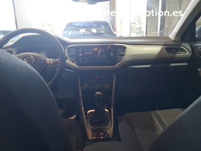 volkswagen-t-roc-advance-r-line-2-0-tdi-85kw-115cv-20 Thumbnail