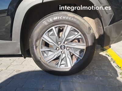 hyundai-tucson-1-6-crdi-100kw-136cv-48v-maxx-dct-28 Thumbnail