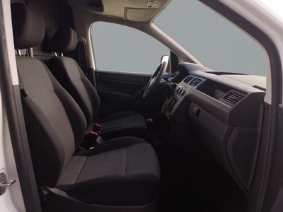 volkswagen-caddy-profes-2-0-tdi-bmt-4motion-furg-n-derivado-de-turismo-8 Thumbnail