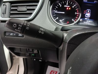 nissan-qashqai-dci-150cv-110kw-xtronic-4wd-acenta-13 Thumbnail