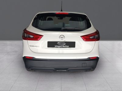 nissan-qashqai-dci-150cv-110kw-xtronic-4wd-acenta-24 Thumbnail