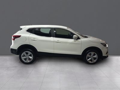 nissan-qashqai-dci-150cv-110kw-xtronic-4wd-acenta-25 Thumbnail