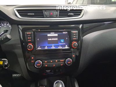 nissan-qashqai-dci-150cv-110kw-xtronic-4wd-acenta-14 Thumbnail