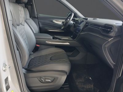 bestune-joye-07-1-5t-phev-premium-8 Thumbnail