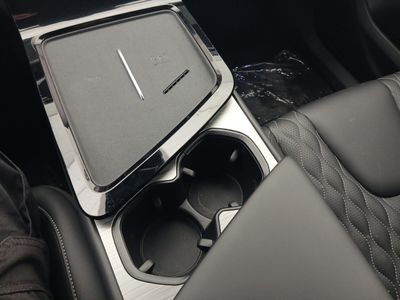 bestune-joye-07-1-5t-phev-premium-21 Thumbnail