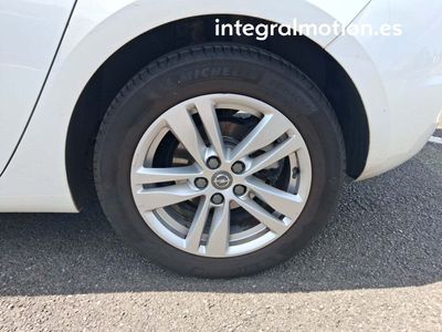 opel-astra-1-0-turbo-s-s-selective-28 Thumbnail