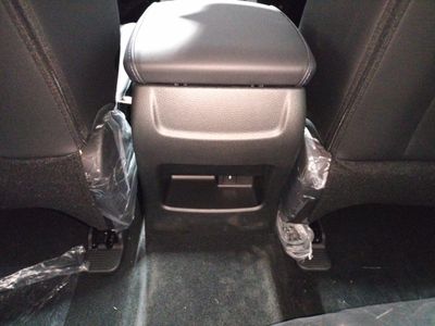 foton-tunland-g7-4wd-8at-20 Thumbnail