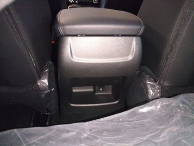 foton-tunland-g7-4wd-8at-20 Thumbnail