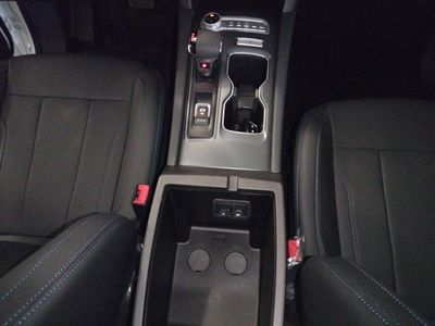 foton-tunland-g7-4wd-8at-21 Thumbnail