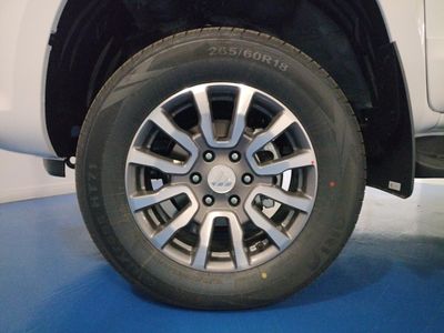 foton-tunland-g7-4wd-8at-28 Thumbnail