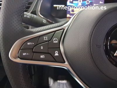 mitsubishi-grandis-180-hev-kaiteki-11 Thumbnail