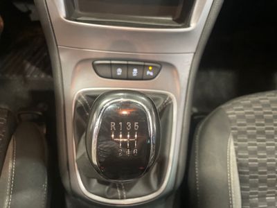 opel-astra-1-5d-dvh-90kw-122cv-business-elegan-st-17 Thumbnail