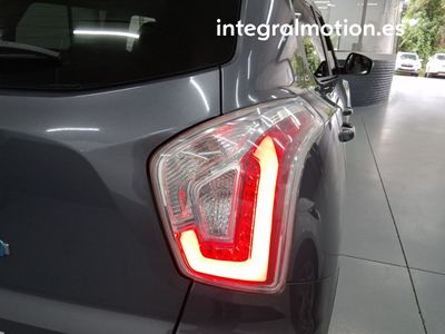 ssangyong-tivoli-d16t-limited-4x2-27 Thumbnail