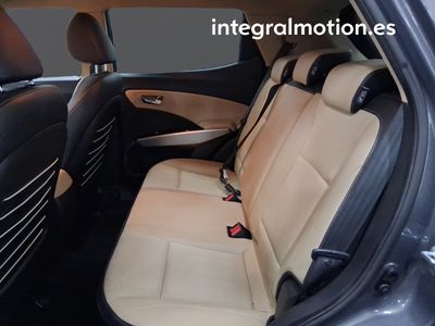 ssangyong-tivoli-d16t-limited-4x2-9 Thumbnail
