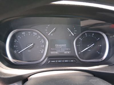 peugeot-expert-furg-n-1-5-larga-bluehdi-100-8 Thumbnail