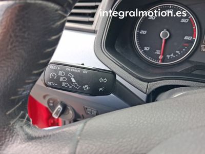 seat-arona-1-6-tdi-70kw-95cv-style-edition-eco-13 Thumbnail