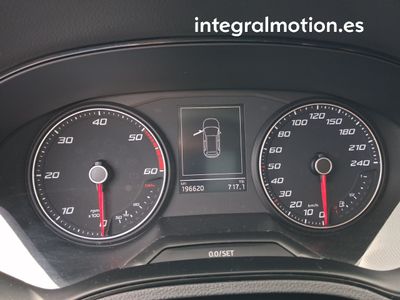 seat-arona-1-6-tdi-70kw-95cv-style-edition-eco-6 Thumbnail