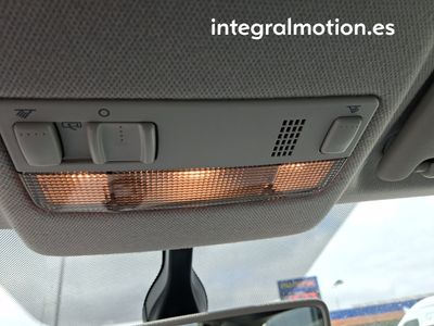 seat-arona-1-6-tdi-70kw-95cv-style-edition-eco-18 Thumbnail
