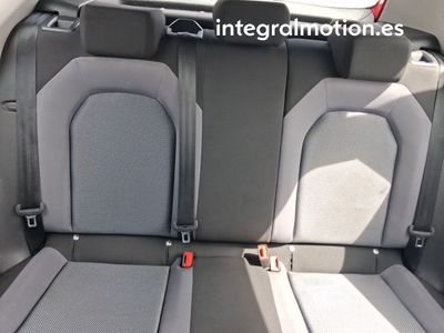 seat-arona-1-6-tdi-70kw-95cv-style-edition-eco-19 Thumbnail