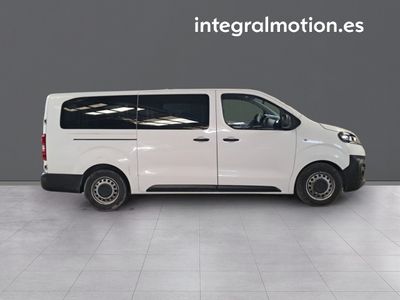 opel-vivaro-1-6cdti-s-s-88kw-120cv-l1-2-7t-combi-9-combi-13 Thumbnail