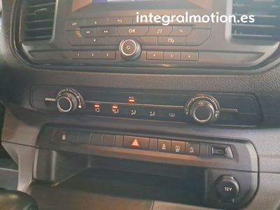 opel-vivaro-1-6cdti-s-s-88kw-120cv-l1-2-7t-combi-9-combi-9 Thumbnail