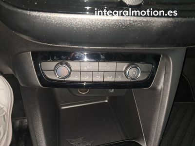 opel-corsa-1-2t-xhlhybrid-81kw-gs-edct-16 Thumbnail