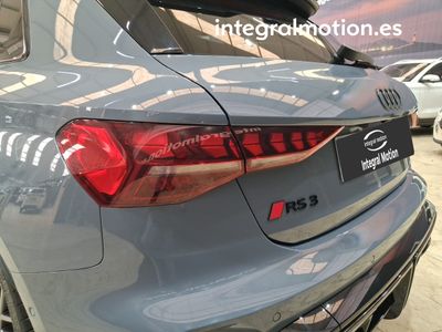 audi-a3-rs3-sportback-tfsi-294kw-quattro-s-tron-27 Thumbnail