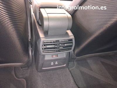 audi-a3-rs3-sportback-tfsi-294kw-quattro-s-tron-21 Thumbnail