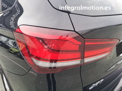 bmw-x1-sdrive18da-corporate-27 Thumbnail