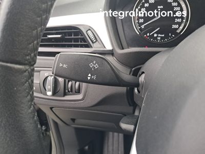 bmw-x1-sdrive18da-corporate-13 Thumbnail