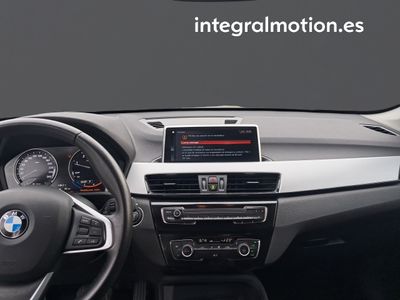 bmw-x1-sdrive18da-corporate-6 Thumbnail